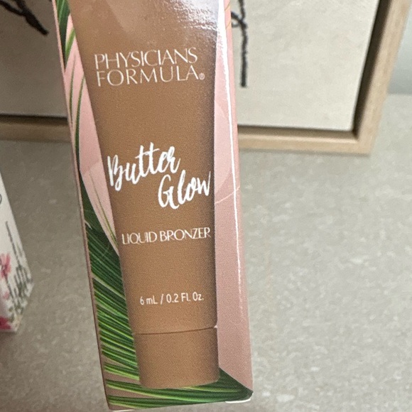 Seraphine.B Blush, Colour pop Lippie,Physician Formula liquid Bronzer Bundle - Picture 3 of 10